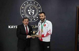 Avrupa Şampiyonlarından Ali İhsan Kabakcı’ya...