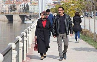 Aynalara küsmüştü, 47 kilo verince gören tanıyamadı:...