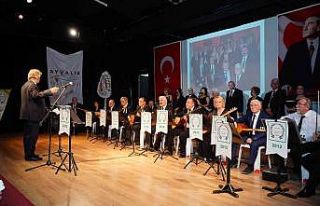 Ayvalık Eğitime Destek Derneği yararına, korist...
