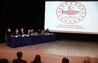 Bağımlılıkla mücadele muhtarlara anlatıldı