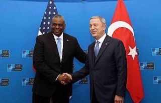Bakan Akar, ABD Savunma Bakanı Austin ile görüştü