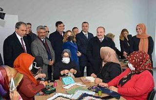 Bakan Varank’tan Uşak Belediyesine övgü dolu...