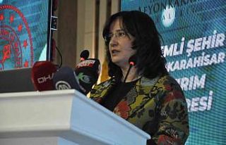 Bakan Yardımcısı Fatma Varank’tan dünya müteahhit...
