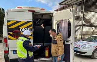 Balıkesir’de 49 aranan şahsa operasyon