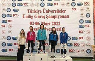 Bartın Üniversitesi öğrencisi Berfin Gülce Altuncu,...
