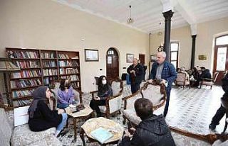 Başkan Aygün: "Öğrenciler kafede değil,...