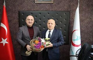 Başkan Bıyık: "Sağlık çalışanlarımıza...