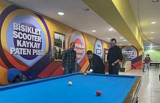 Başkan Çetin: "Gençlik nerede biz oradayız"