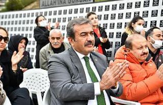 Başkan Çetin’i duygulandıran gösteri