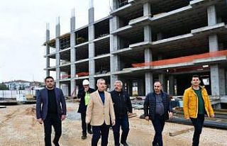 Başkan Çınar, yeni belediye hizmet binasının...