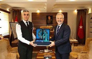 Başkan Erdem’den, Yalçınkaya’ya nezaket ziyareti