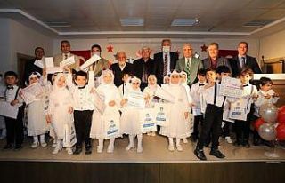 Başkan Güder, minik öğrencileri yalnız bırakmadı