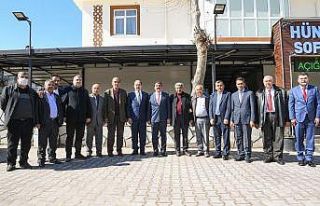 Başkan Gürkan, nakliyeciler sitesini ziyaret etti