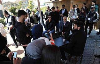 Başkan Özlü, gençlerle bir araya geldi