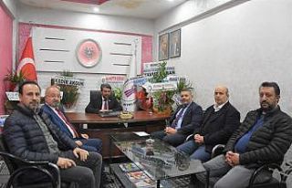 Başkan Sadıkoğlu: “Esnafımız pandemide büyük...