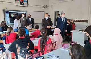 Başkan Tavlı: “Eğitime destek olmazsa olmazımız”