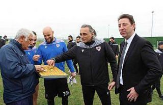 Başkan Tosun’dan Bandırmaspor’a moral ziyareti