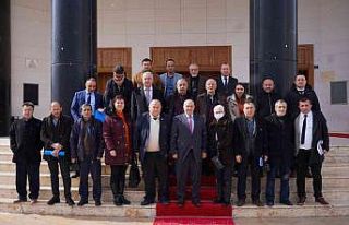 Başkan Tüfekçioğlu muhtarlarla bir araya geldi