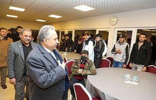 Başkan Yalçın, Çatakdereli gençlerle