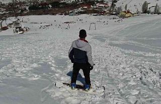 Başkentliler kar sezonunu Elmadağ’da kapattı
