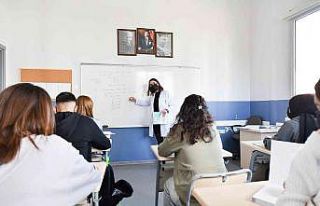 Bayraklı Belediyesi Sosyal Etkinlik Merkezinde kayıtlar...