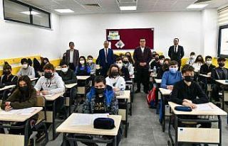 Belediyeden sınava hazırlanan öğrencilere destek