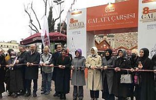 Beyoğlu’nda ’8 Mart Galata Çarşısı’ açıldı