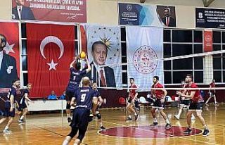 Bigadiç lideri devirdi