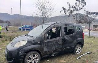 Bilecik’te trafik kazası: 3 kişi yaralandı