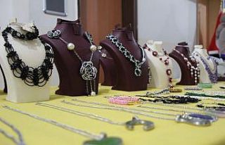 Bingöl’de kadınların el emeği ürünleri sergilendi