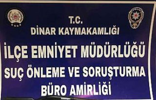 Boşandığı eski eşinin evine tüfekle ateş açıp...