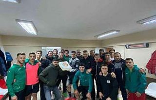 Böyle doğum günü kutlaması görülmedi