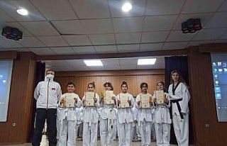 Bozüyüklü 92 taekwondocu kuşak terfi sınavına...