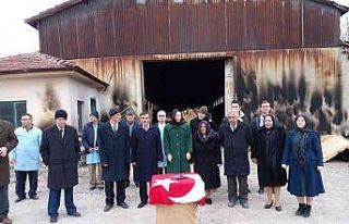 Bu belgesel 100 yıl önceki dekorlarla hazırlanıyor