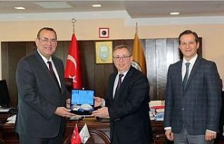 Bulgaristan eski Çevre Bakanı Çakırov’dan Rektör...