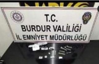 Burdur’da narkotik ekiplerinden uyuşturucuya geçit...