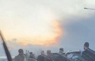 Bursa’da düğün konvoyu yolu kapattı, sürücüler...