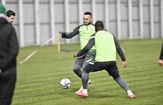 Bursaspor şut çalıştı