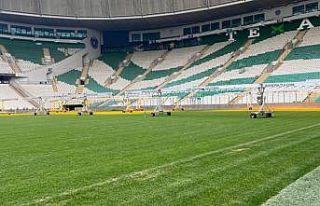 Bursaspor, Timsah Park’ın zemini ile ilgili çalışma...