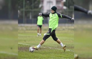 Bursaspor’da tempo arttı