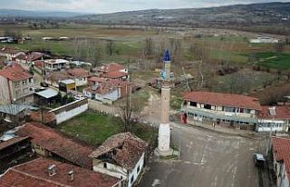 Camisiz minareyi görenler inanamıyor