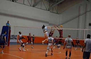 Çekişmeli maçın galibi Adilcevaz TÜRŞAD oldu