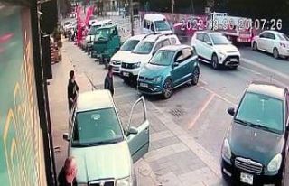 Çekmeköy’de otomobil ile kamyonet kafa kafaya...