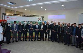 Çiftçiye zeytin fidanı dağıtıldı