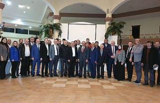 Çileğin geleceği Aydın’da masaya yatırıldı