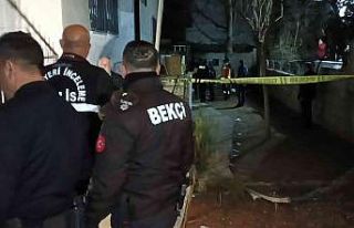 Cinayet zanlısı teslim oldu