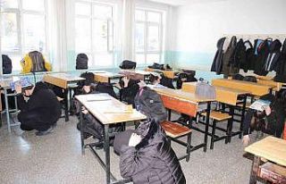Çorum’daki 56 bin öğrenciyle eş zamanlı deprem...