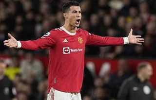 Cristiano Ronaldo futbol tarihinin en golcü futbolcusu...
