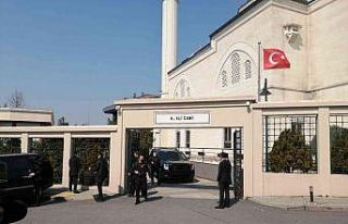 Cumhurbaşkanı Erdoğan cuma namazını Hz. Ali Camii’nde...