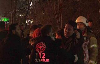 D100 Karayolunda feci kaza: Araç bariyerlere girdi,...